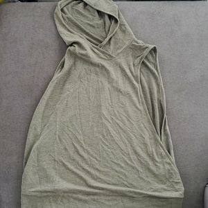 Lole workout sleeveless hoodie